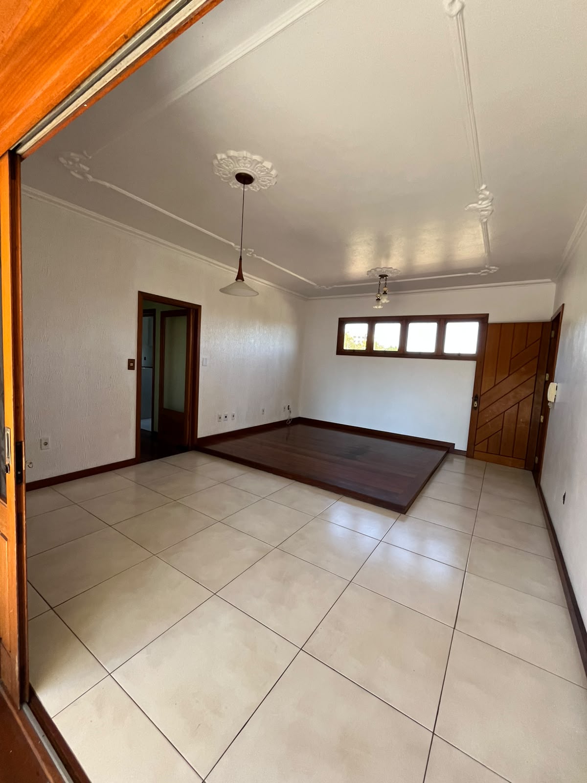 2 Prédio Comercial e Apartamento – Bairro Primavera, Dois Irmãos