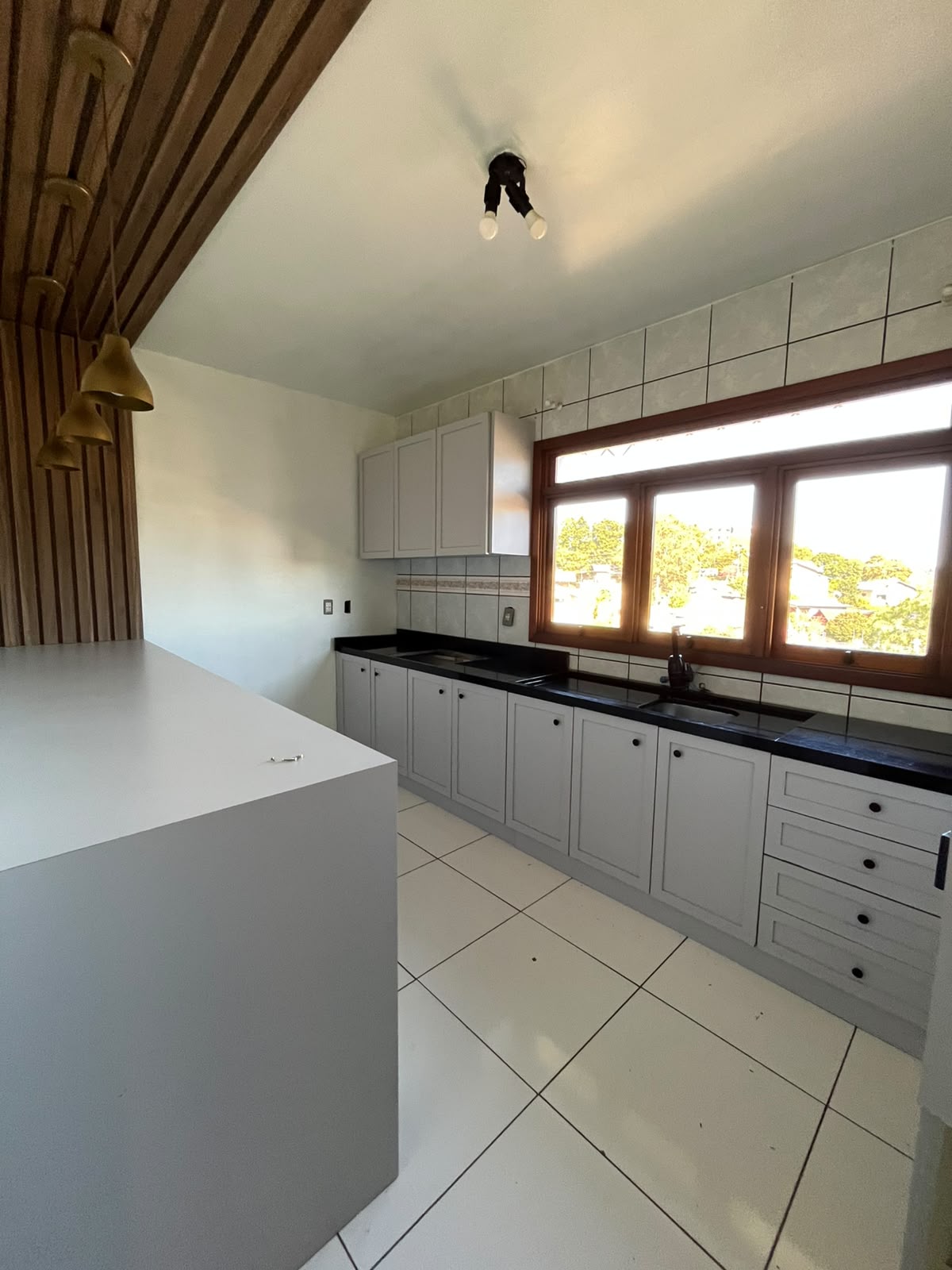 3 Prédio Comercial e Apartamento – Bairro Primavera, Dois Irmãos