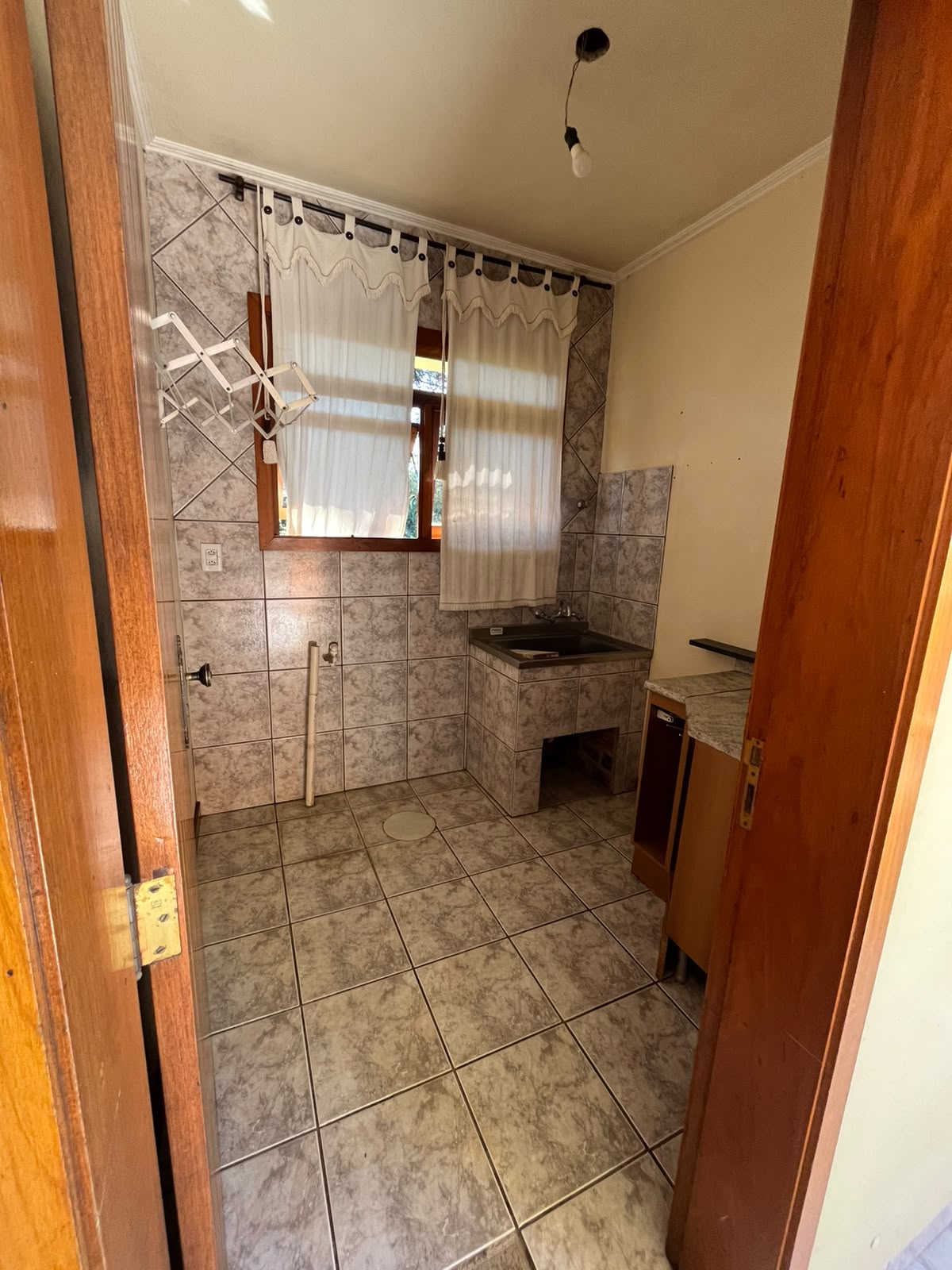 5 Prédio Comercial e Apartamento – Bairro Primavera, Dois Irmãos