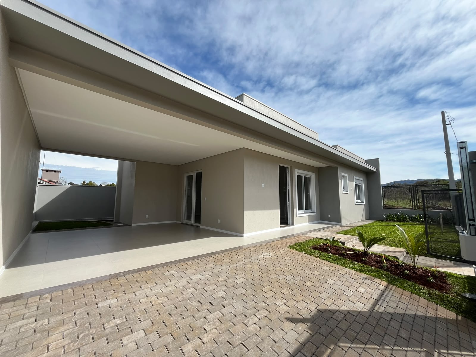 0a50ec07-e2f9-4aaf-8466-3ebc728bc98b Casas venda – Bairro Industrial, Dois Irmãos-RS