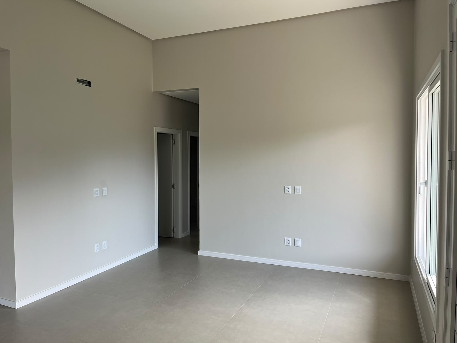 f25b336c-400b-4a58-99a6-7bcaa4f81b21 Casas venda – Bairro Industrial, Dois Irmãos-RS