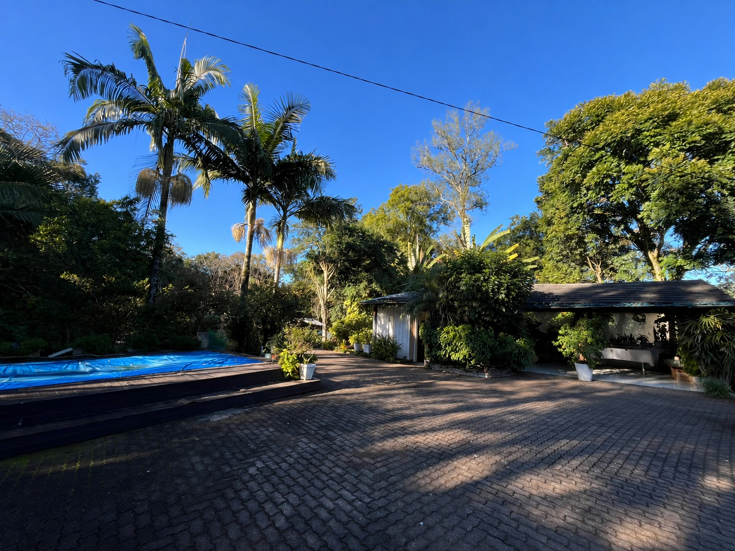 08072891-79ca-42dd-adee-871ea80b49c7 Chácara completa à venda em Dois Irmãos — natureza, conforto e uma vista privilegiada!