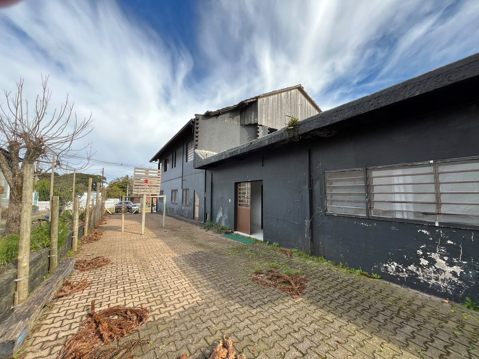WhatsApp Image 2026-07-10 at 11.37.48 (1) Prédio comercial à venda em Morro Reuter/RS | 603m² | Localização estratégica na BR-116