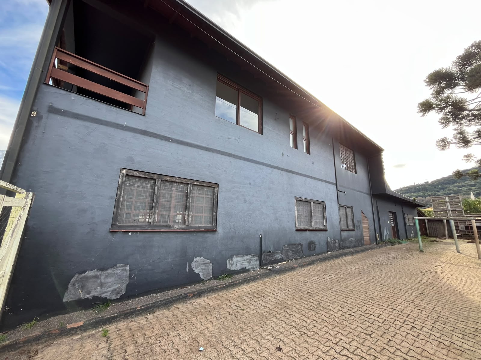 WhatsApp Image 2026-07-10 at 11.37.48 Prédio comercial à venda em Morro Reuter/RS | 603m² | Localização estratégica na BR-116