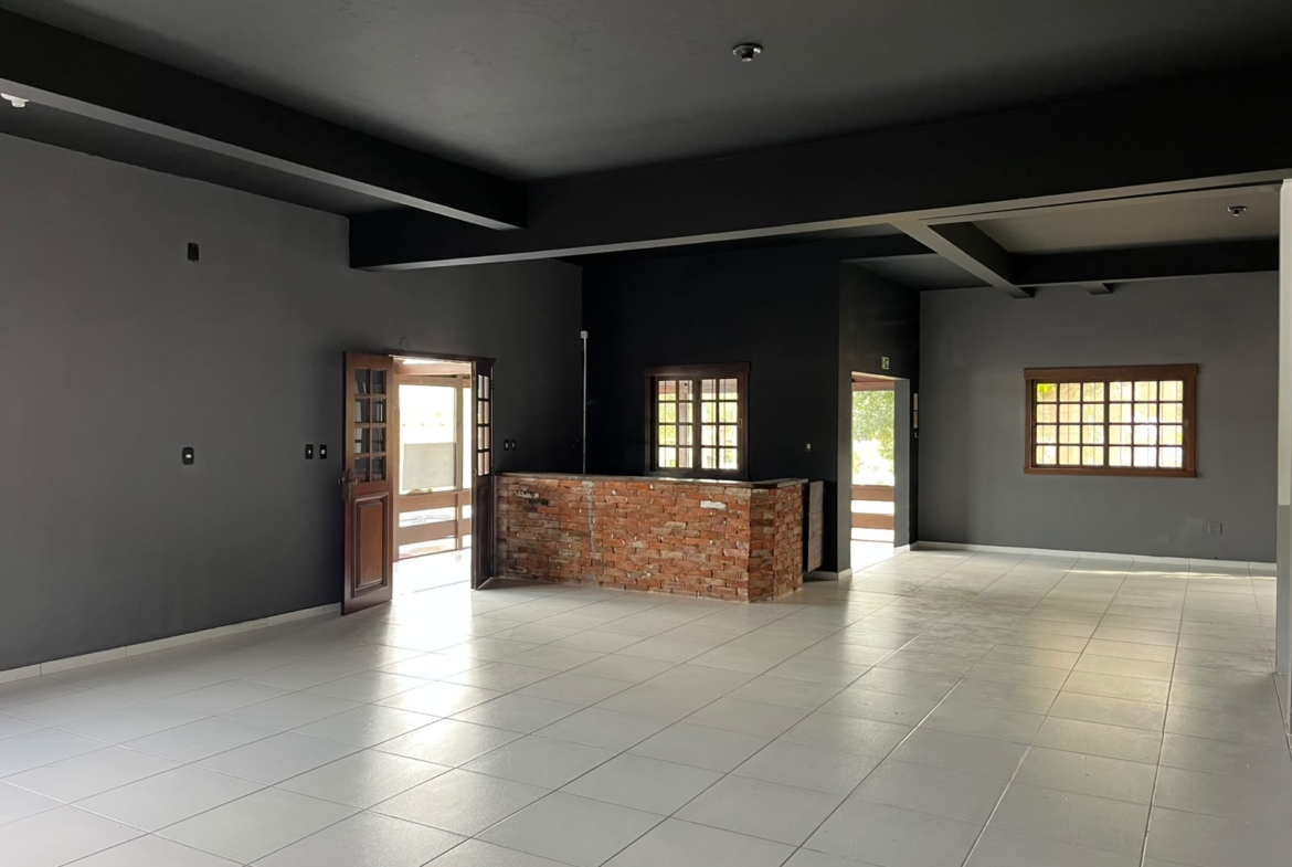 WhatsApp Image 2026-07-10 at 11.37.50 (4) Prédio comercial à venda em Morro Reuter/RS | 603m² | Localização estratégica na BR-116