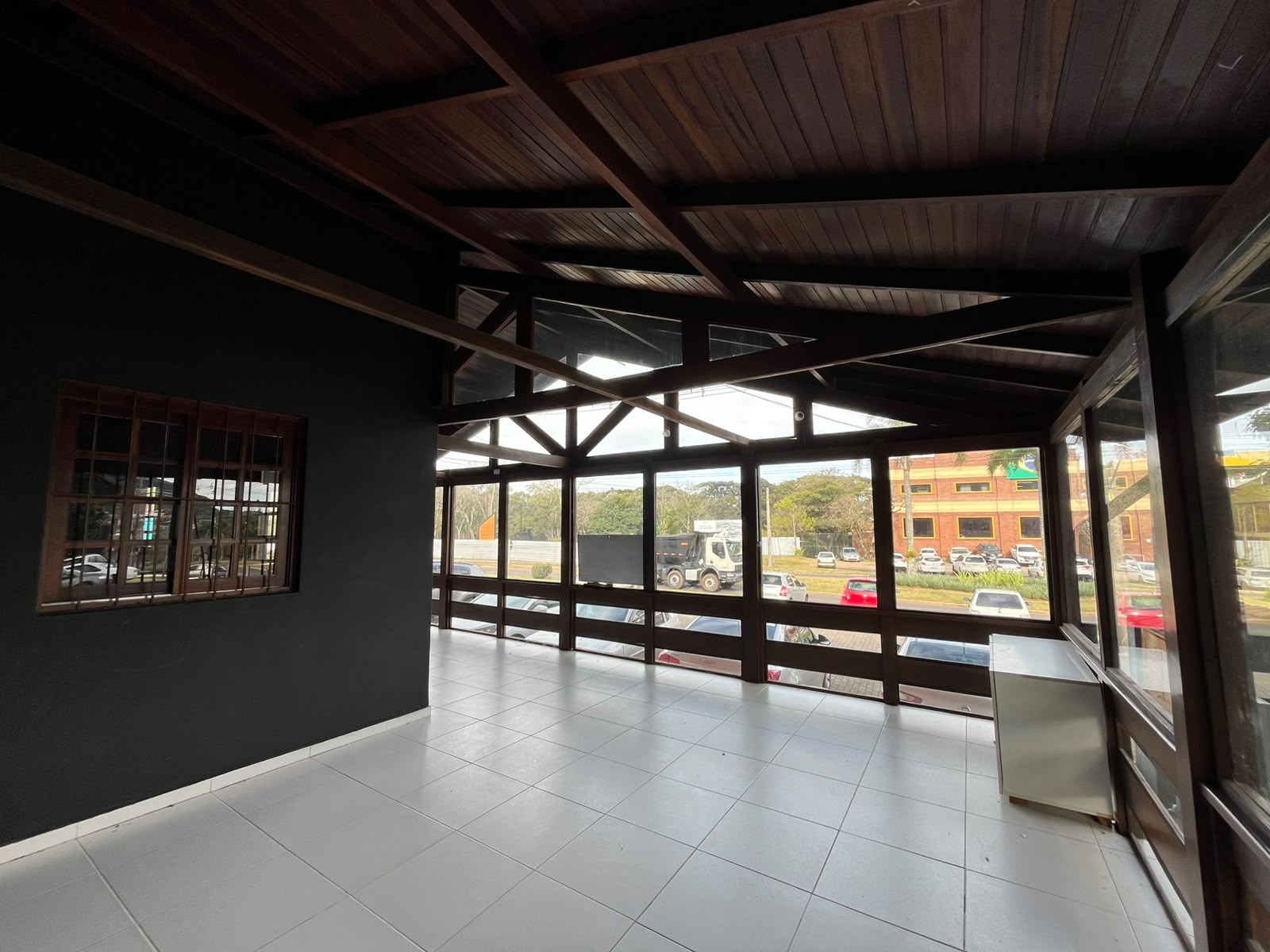 WhatsApp Image 2026-07-10 at 11.37.51 Prédio comercial à venda em Morro Reuter/RS | 603m² | Localização estratégica na BR-116
