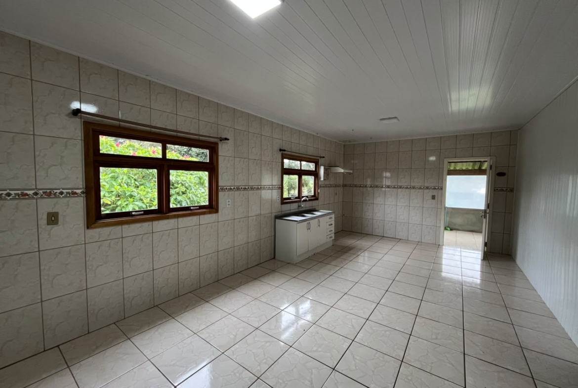 30970e5d-6f11-4bd6-9d94-b1efafc17385 Casa mista à venda no Bairro Travessão | Dois Irmãos/RS