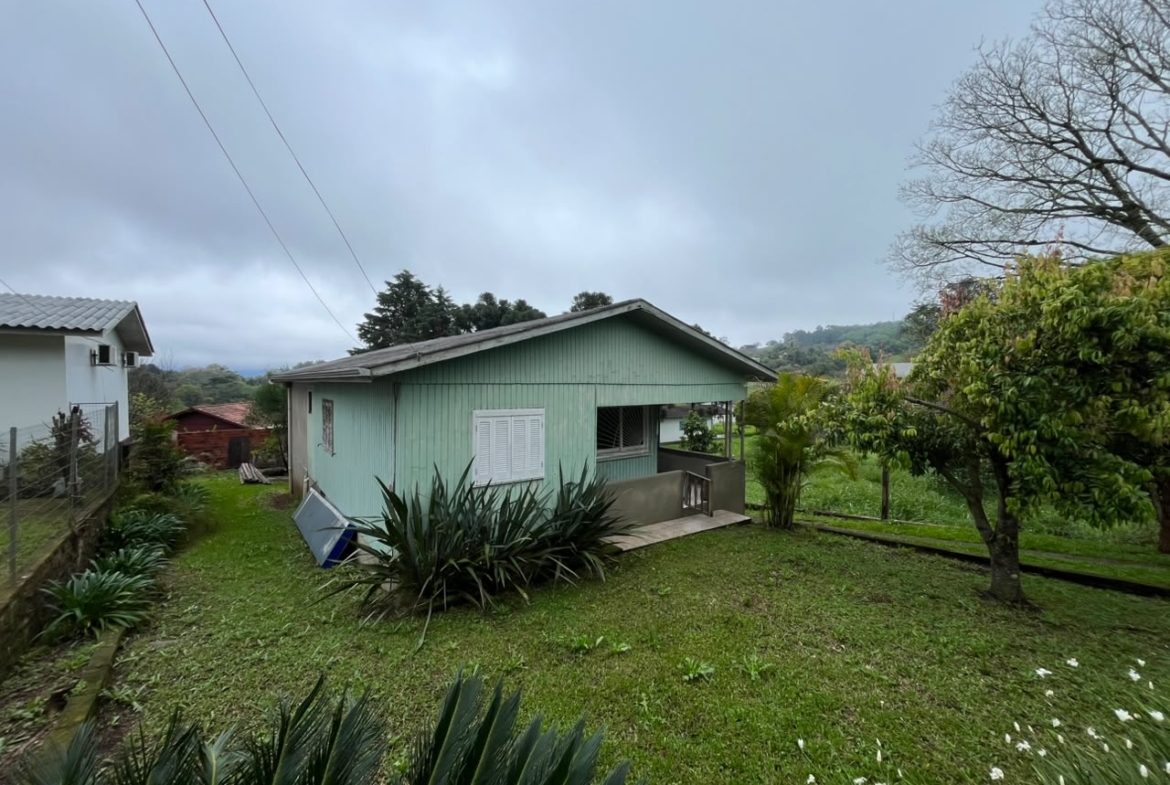 Casa mista à venda no Bairro Travessão | Dois Irmãos/RS